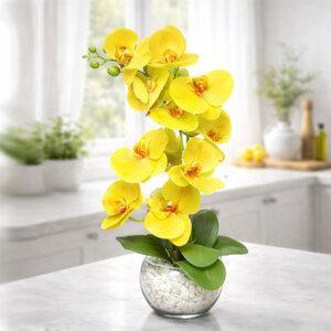 Blooms have been meticulously crafted to replicate the delicate texture, vibrant color,