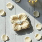 Luxurious Silk Rose Petals - Cream/Ivory White